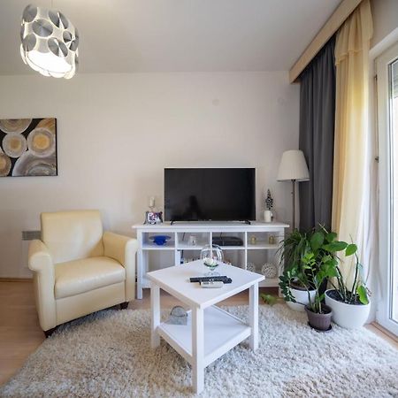 Appartamento Sunshine Cattaro Esterno foto