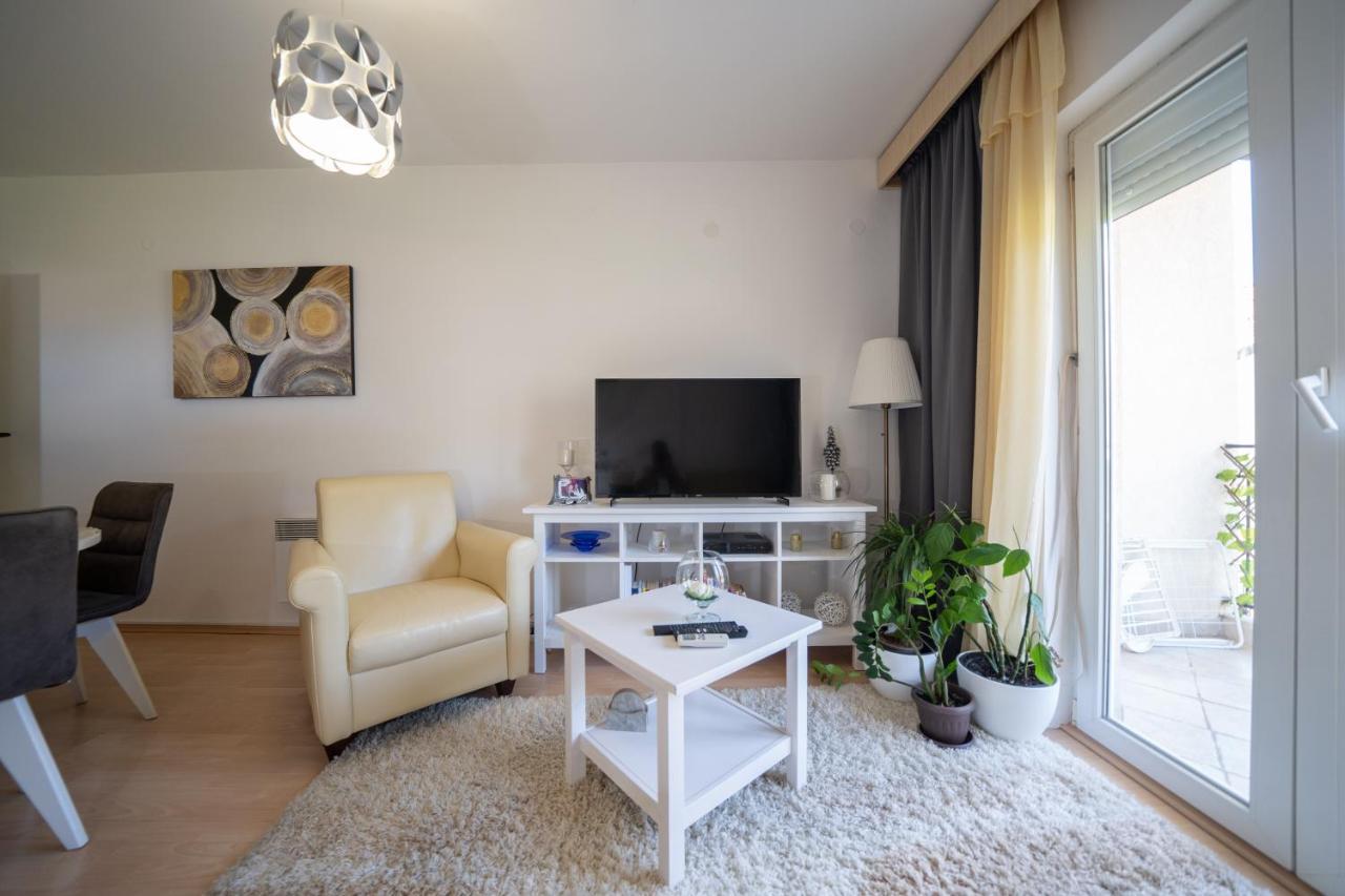Appartamento Sunshine Cattaro Esterno foto