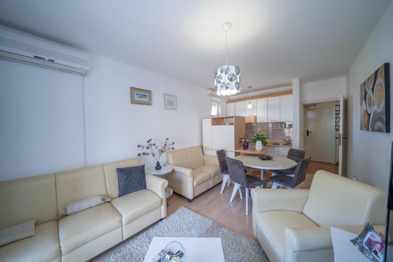 Appartamento Sunshine Cattaro Esterno foto