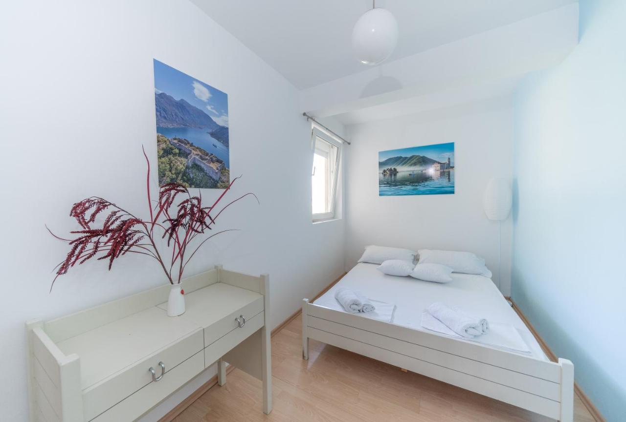 Appartamento Sunshine Cattaro Esterno foto