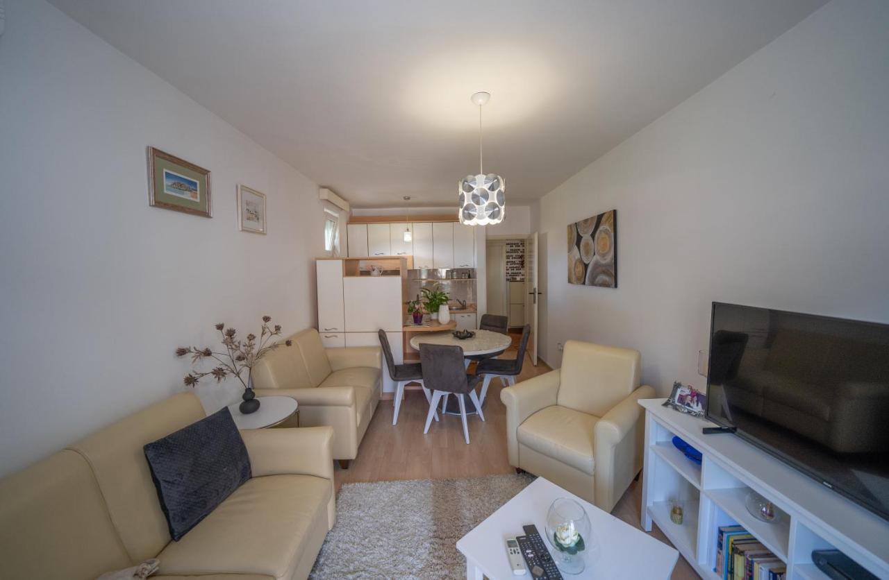 Appartamento Sunshine Cattaro Esterno foto